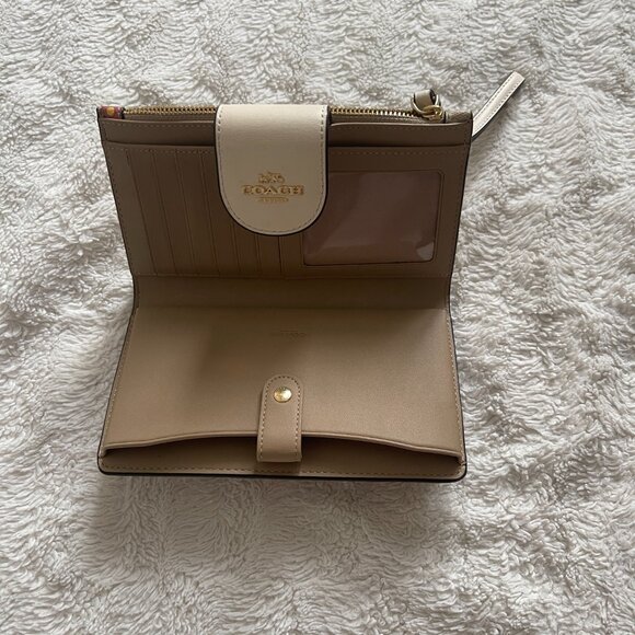 ✨NEW (WOT) Coach Tech Wallet, IM/Light Khaki Multi, Tech Wallet - Picture 2 of 2